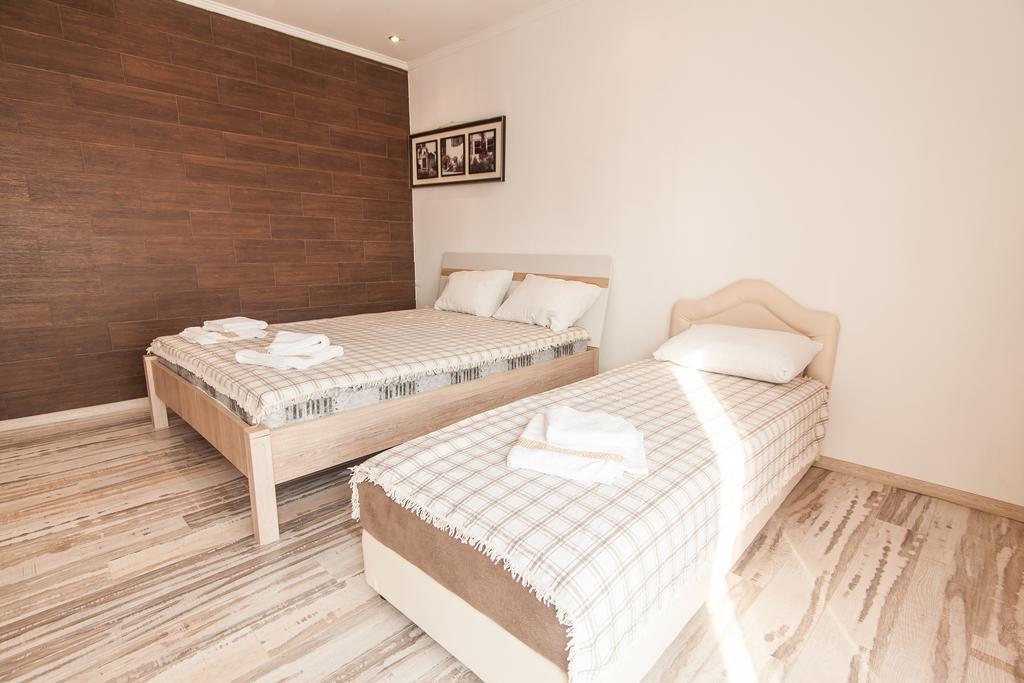 Rooms And Apartments Milana Bar Chambre photo