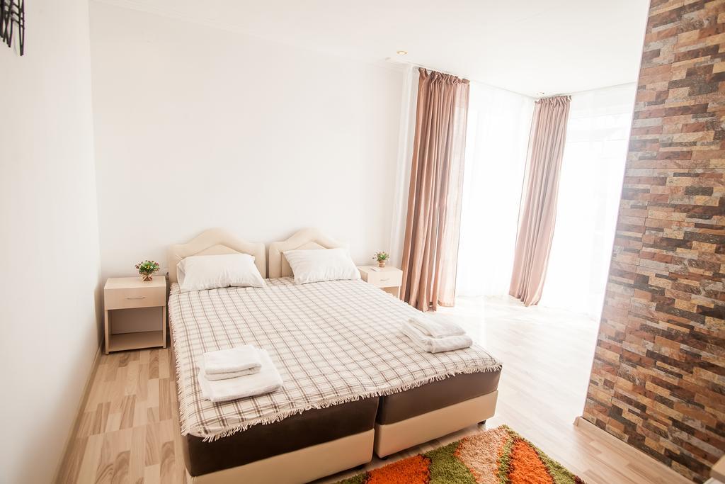 Rooms And Apartments Milana Bar Chambre photo
