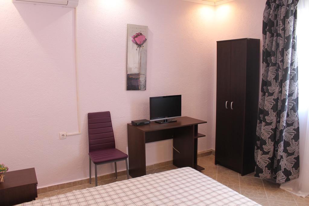 Rooms And Apartments Milana Bar Extérieur photo