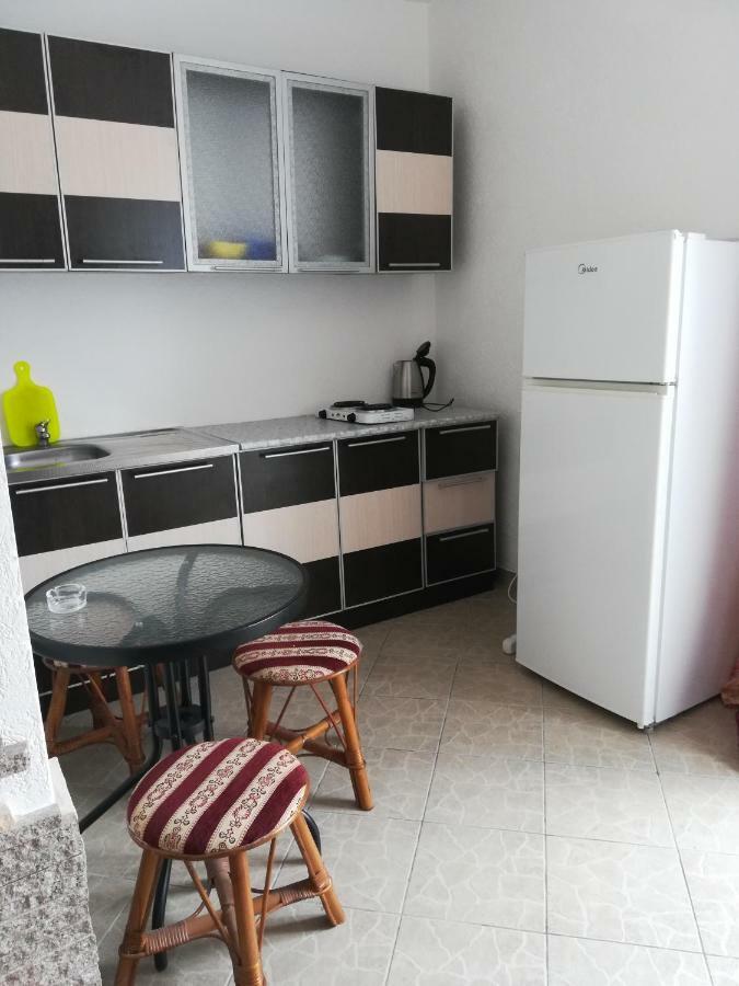 Rooms And Apartments Milana Bar Extérieur photo