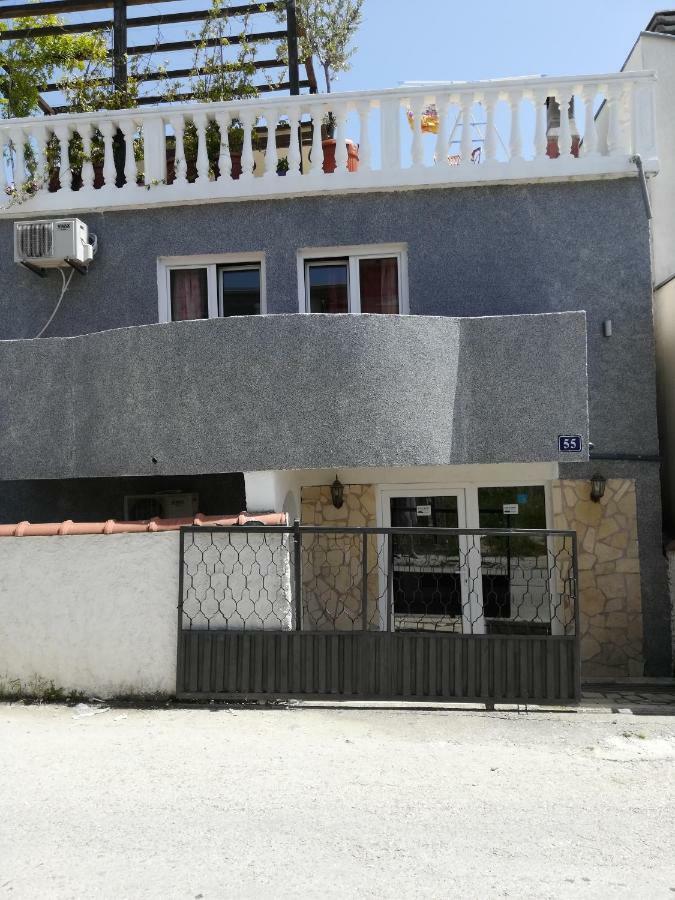 Rooms And Apartments Milana Bar Extérieur photo